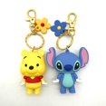 thumbnail image 3 of Llavero colgante de Disney para niños, colgante de Mickey Mouse, Pato Donald, bolsa de regalo pequeña, llavero de flores, recuerdos de eventos, 3 of 5