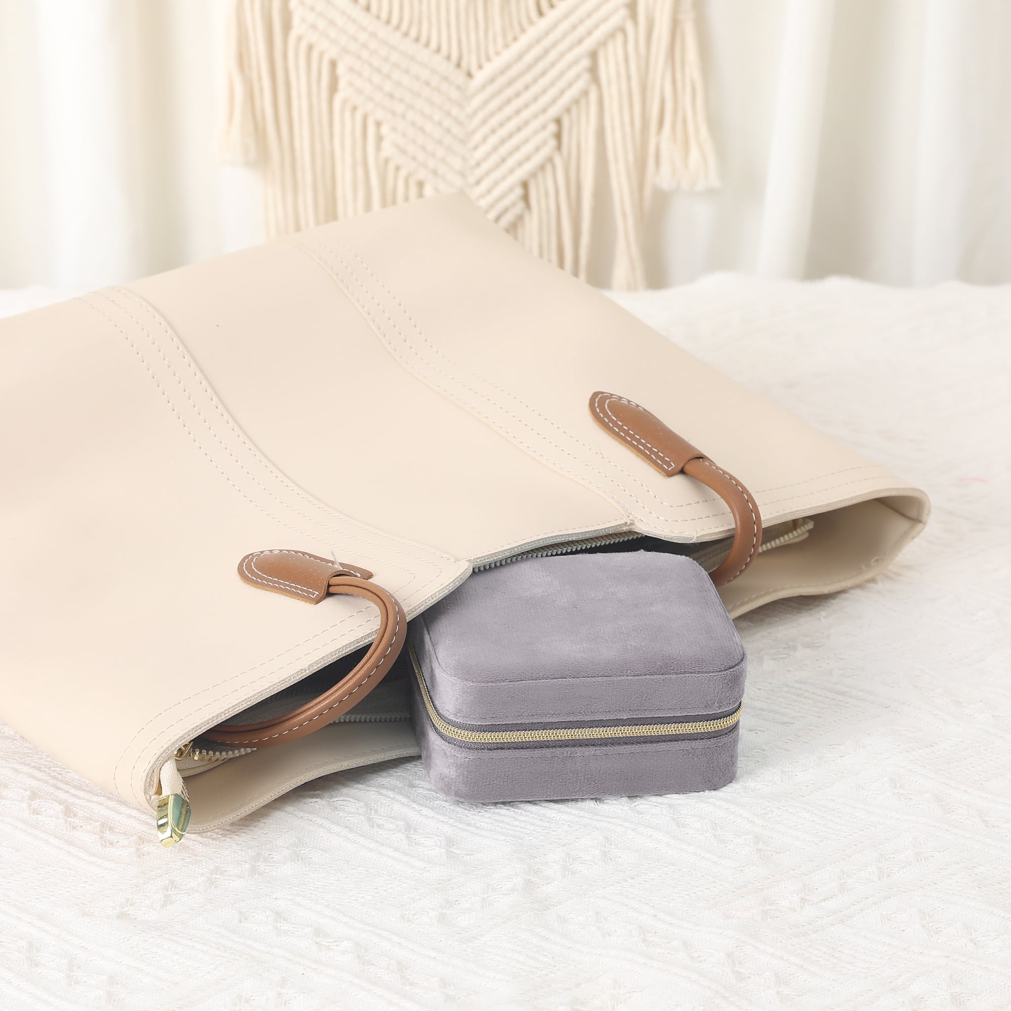 Unique Bargains Portable Velvet Jewelry Organizer Case for Women Gray
