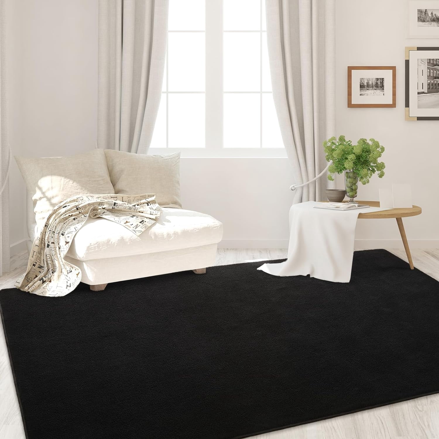 Noahas Soft Low Pile Rug Modern Area Rugs for Bedroom Living Room,Suitable for Boys Girls Teenagers and Adults with Super Soft Touch , Black , 7' x 10'