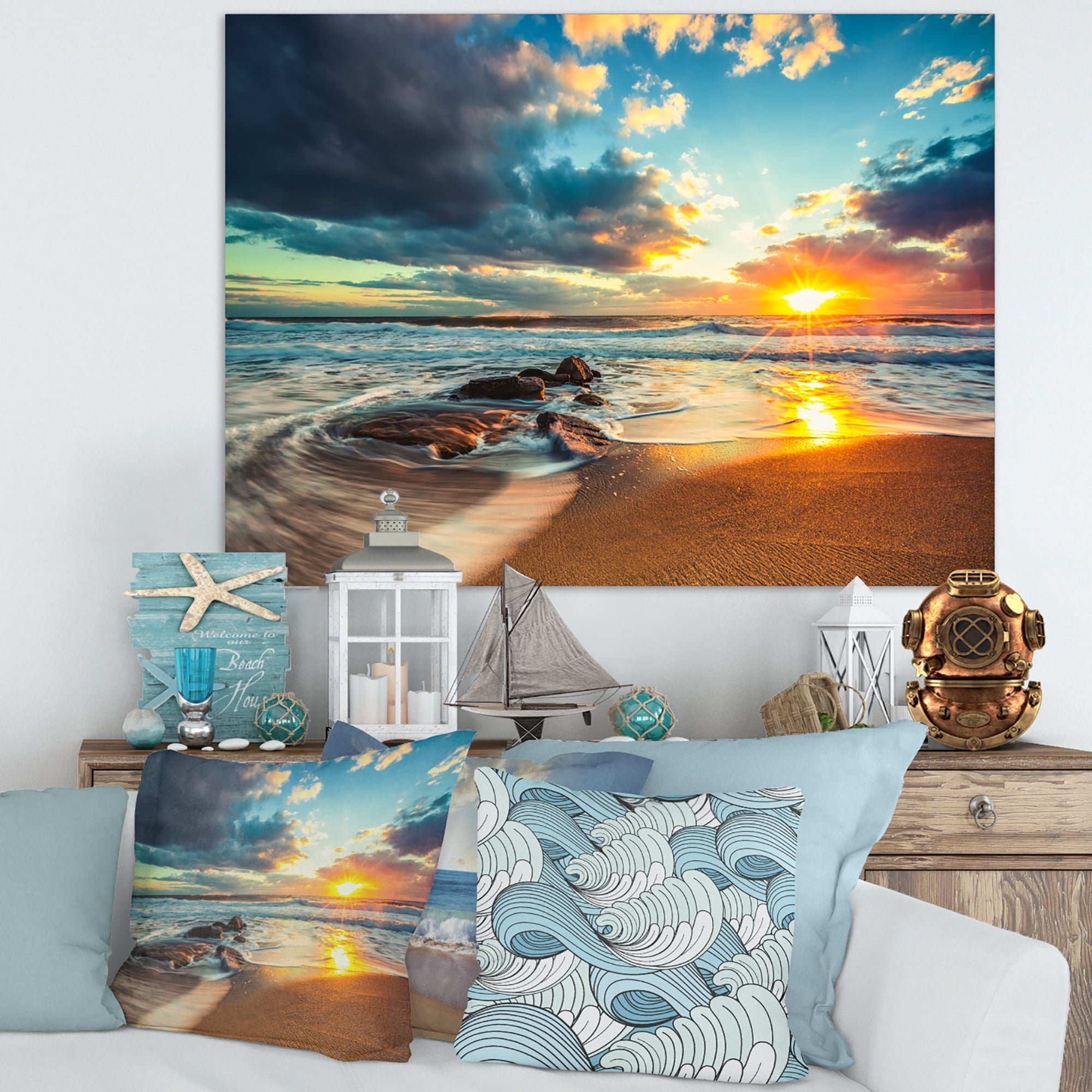Designart 'Beautiful Cloudscape over the Sea ' Modern Beach Canvas Art Print