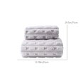 thumbnail image 3 of Toalla Facial de Forro Polar Premium - Extra Grande (75 X 35 Cm), Poliéster Supersuave y Altamente Absorbente con Asa para Colgar, Gris/Blanco/Azul, 3 of 6