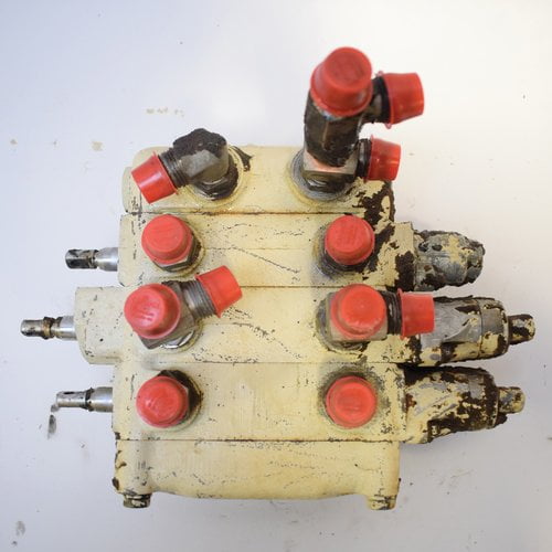 Hydraulic Control Valve, Used, Bobcat, 6562238