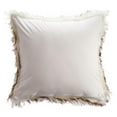 thumbnail image 4 of Coussin en fausse fourrure, 4 of 5