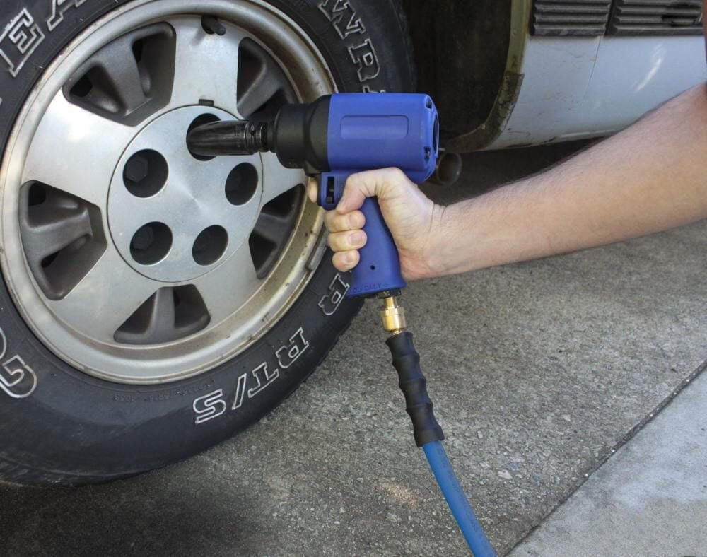 Blubird Pro 3/4 Inch X 50 Ft. Rubber Jack Hammer Air Hose Assembly