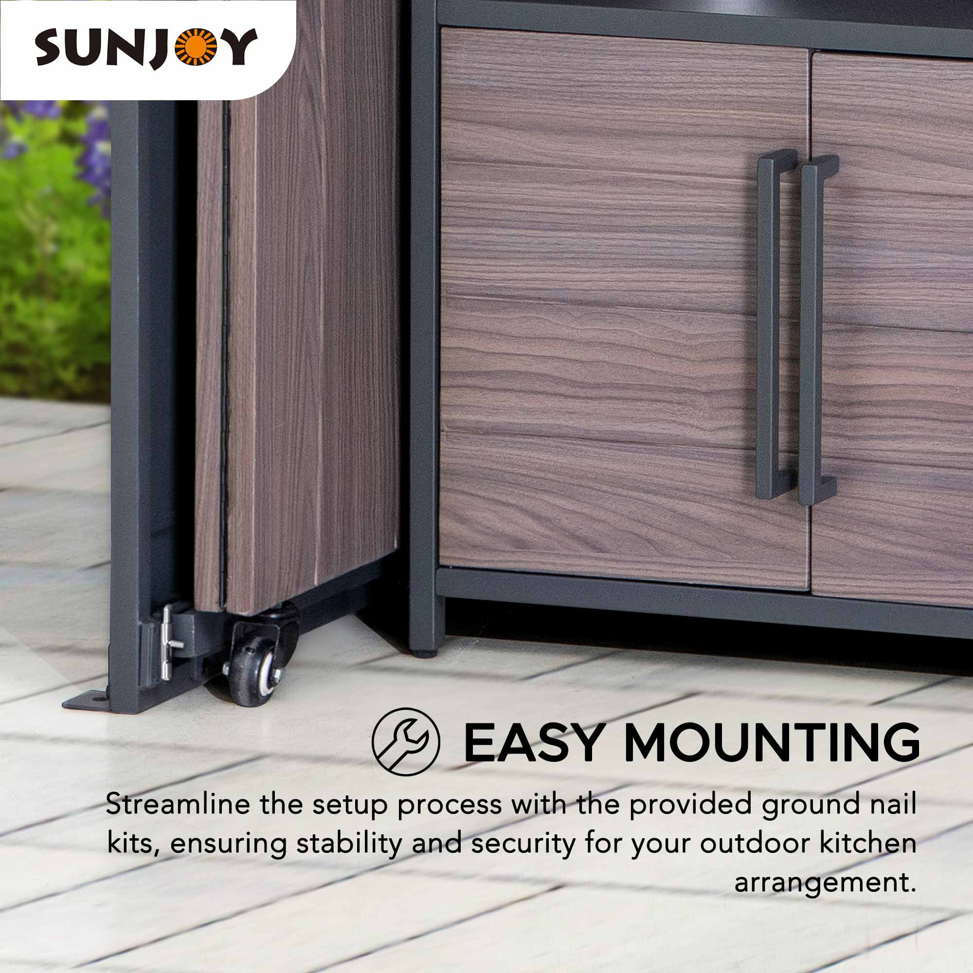 Sunjoy 7 x 3 Pi. Station de Cuisine Extérieure Station de Barbecue avec Porte Supérieure Relevable et Portes Coulissantes Pliantes pour un espace compact