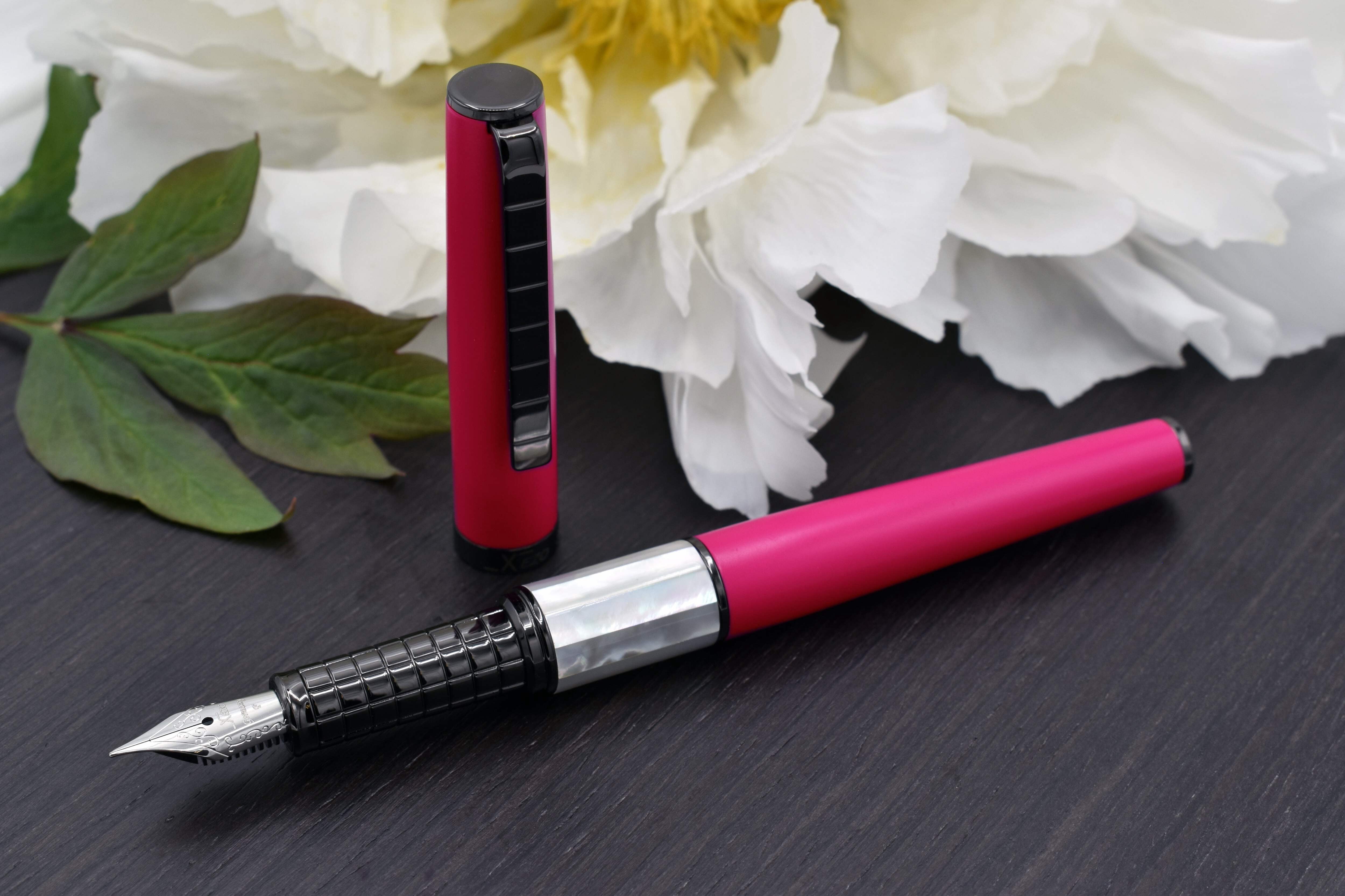Xezo Speedmaster® Cerise Brass Fountain Pen (Fine Nib) - With White Mother of Pearl