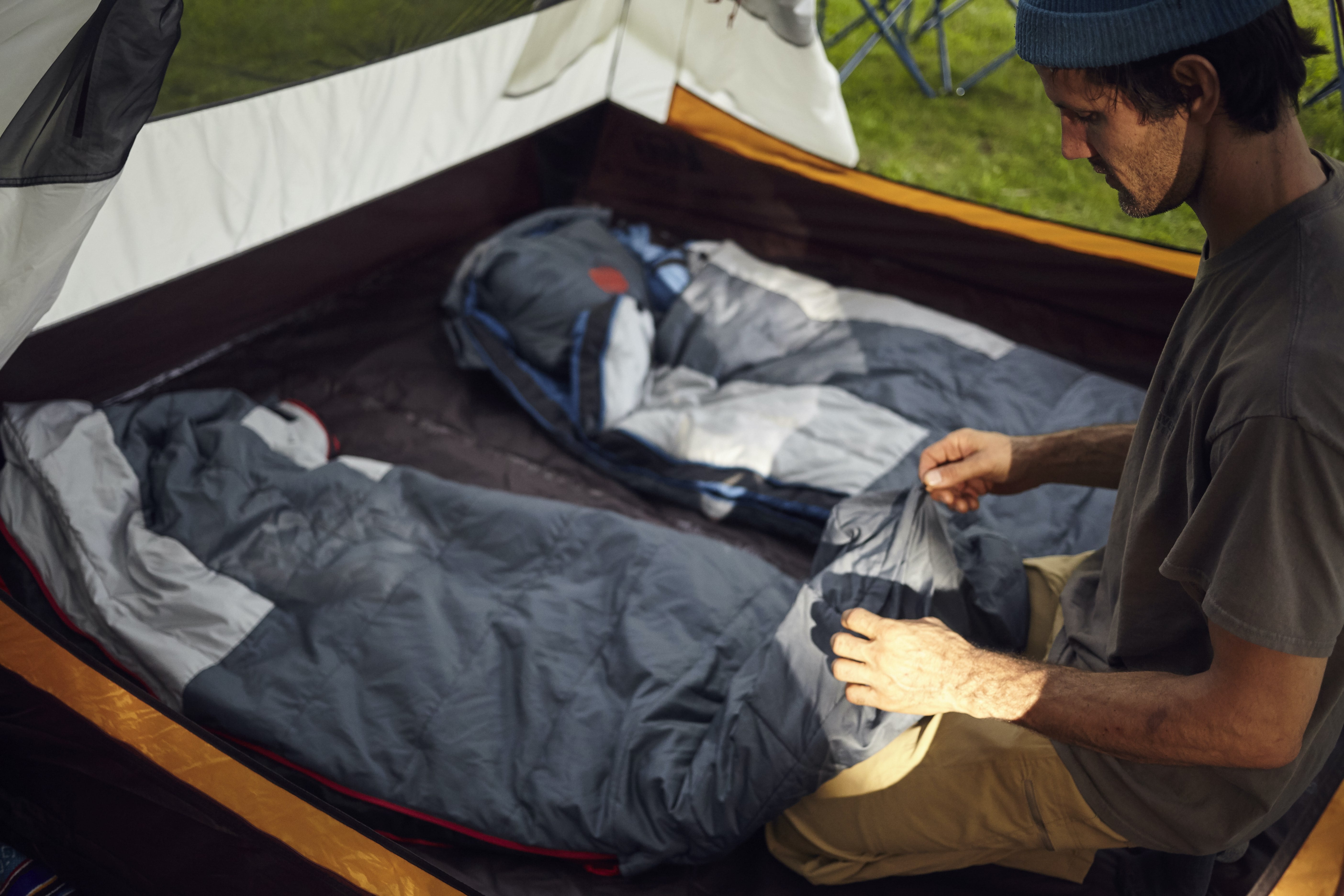 OmniCore Designs (-10F to 10F) Mummy Sleeping Bag, Sizes (Reg & Tall), Multi-Down Fill (650-Fill-Power-Down + StratusLoft) with Compression and Stuff Sack