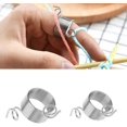 thumbnail image 4 of Anillo de dedal de tejido en espiral de acero inoxidable de 2 piezas y 2 tamaños para accesorios de tejido, 4 of 5