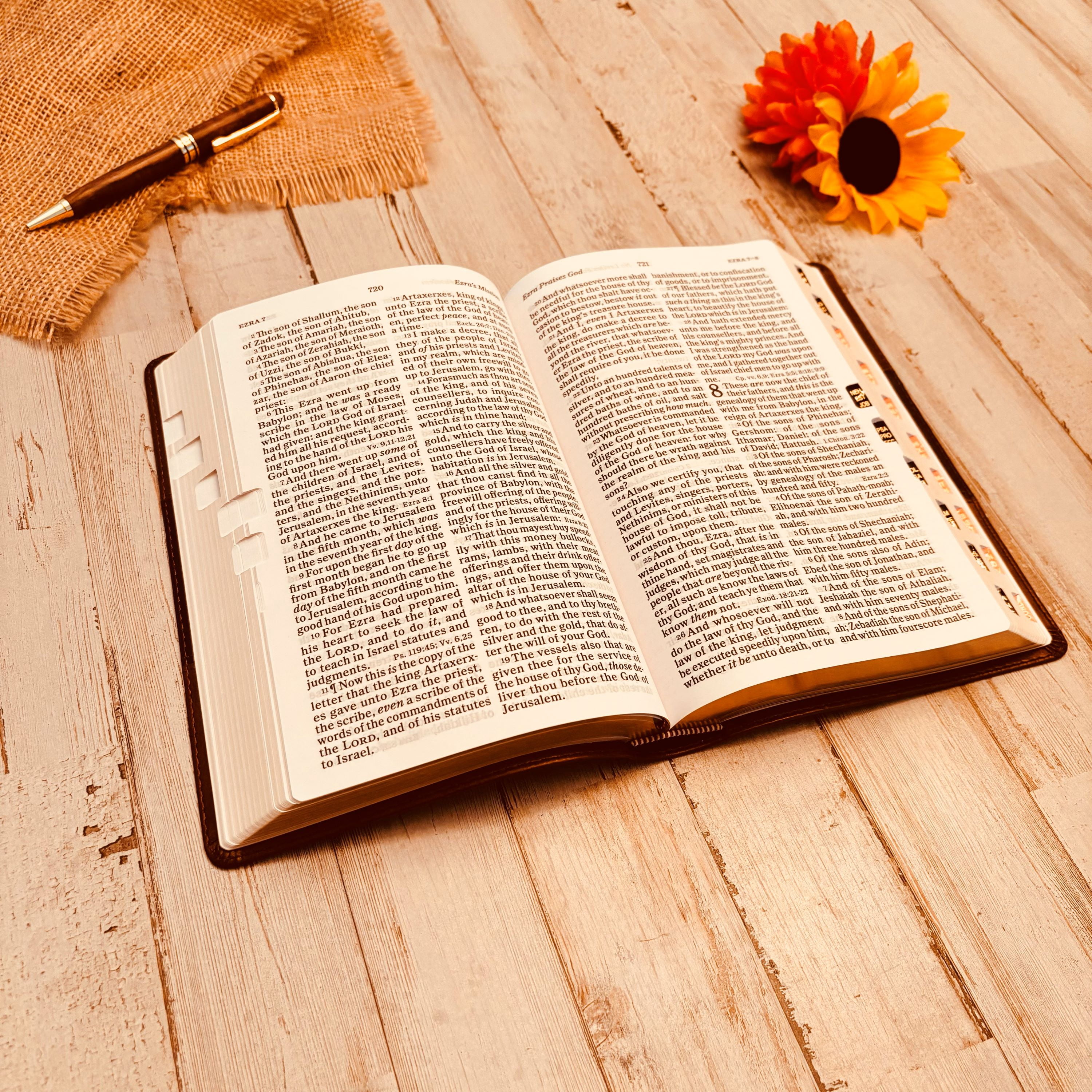 KJV Bible, KJV Large Print Reference Indexed Bible, Custom Engraved KJV Bible, Christian Gifts Religious Gifts Baptism Gifts