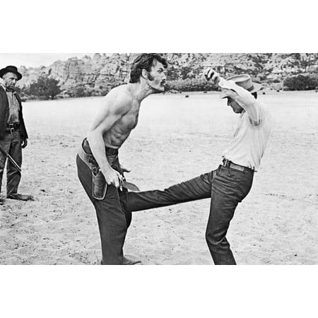 Paul Newman and Ted Cassidy in Butch Cassidy and the Sundance Kid classic knife fight scene 24x36