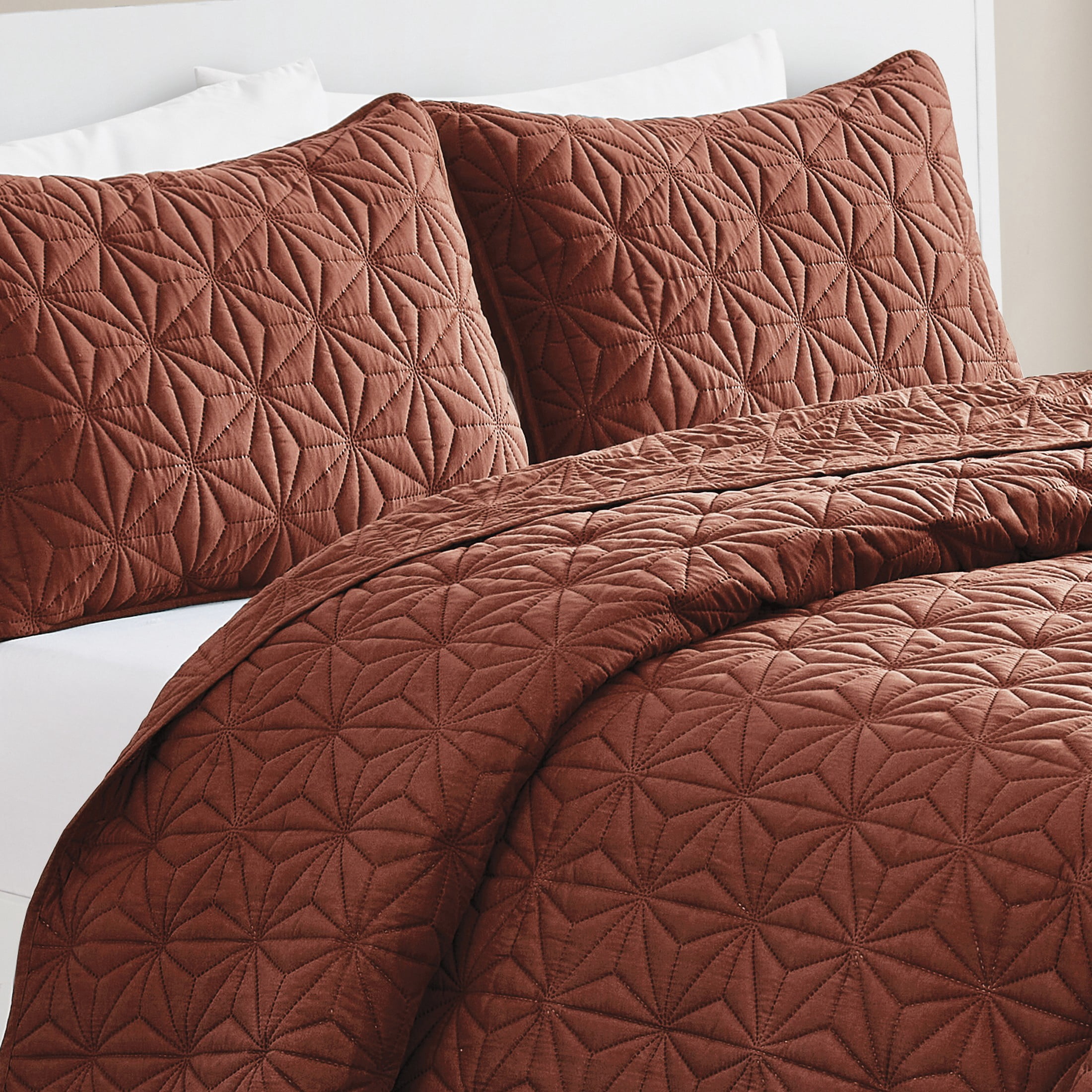 VCNY Home Kaleidoscope 3-Piece Orange Geometric Quilt Set, Full/Queen, Adult, Unisex