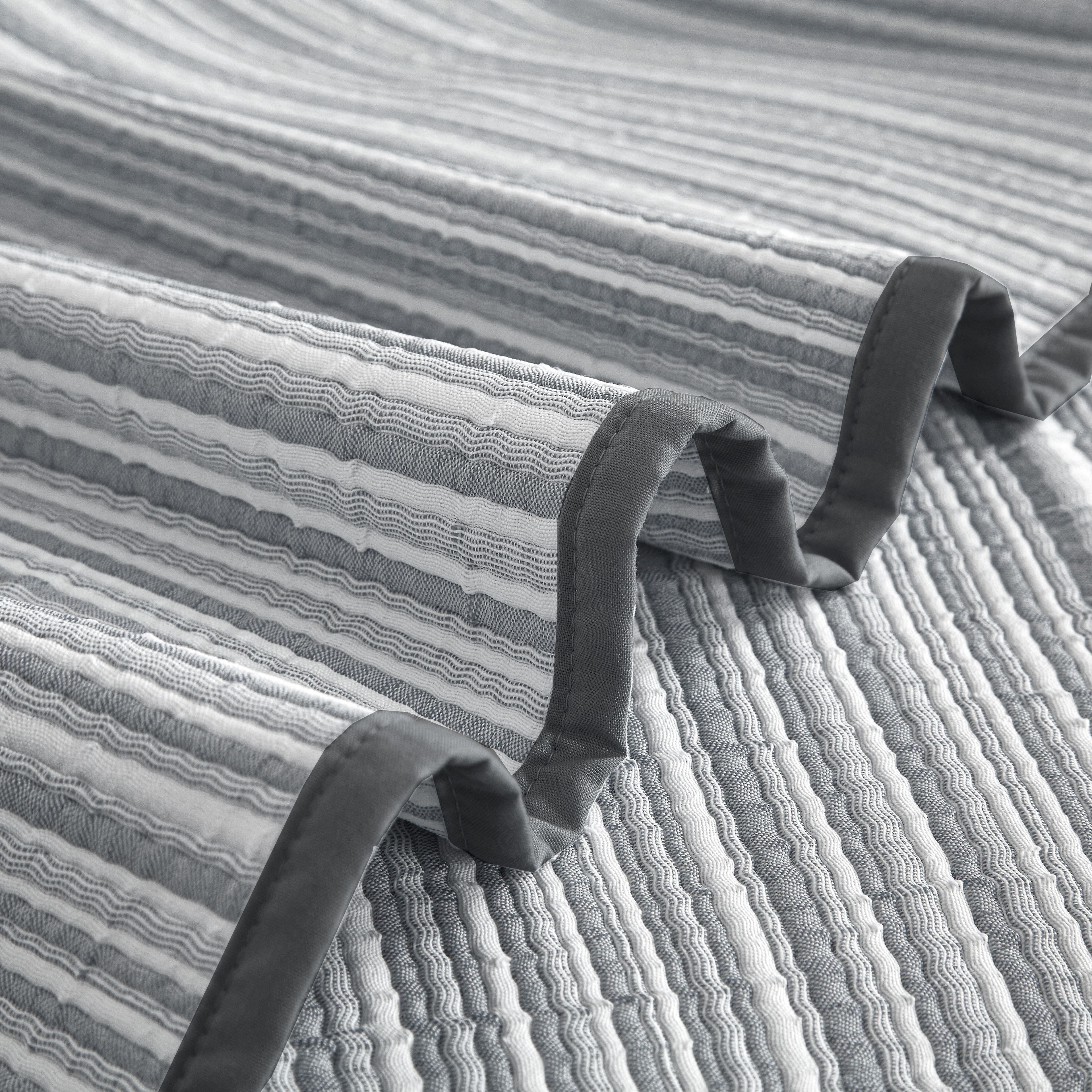 Mainstays Essentials Grey Stripe Quilt, Grey Coverlet, Lightweight & Reversible Bedding