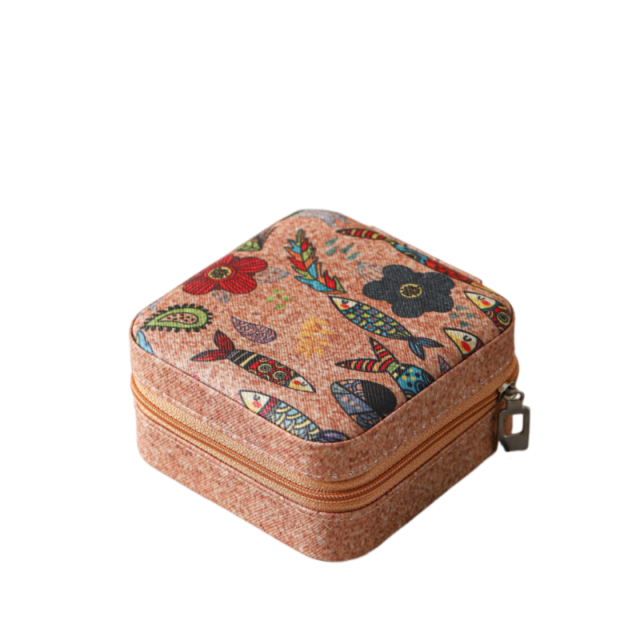 Caja de joyería vintage portátil para viajes - Organizador elegante de anillos y accesorios con diseño de pez floral