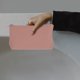 thumbnail image 4 of LOLIPPYY Estuche Rosa De PU Para Con Compacto Y Material, 4 of 7