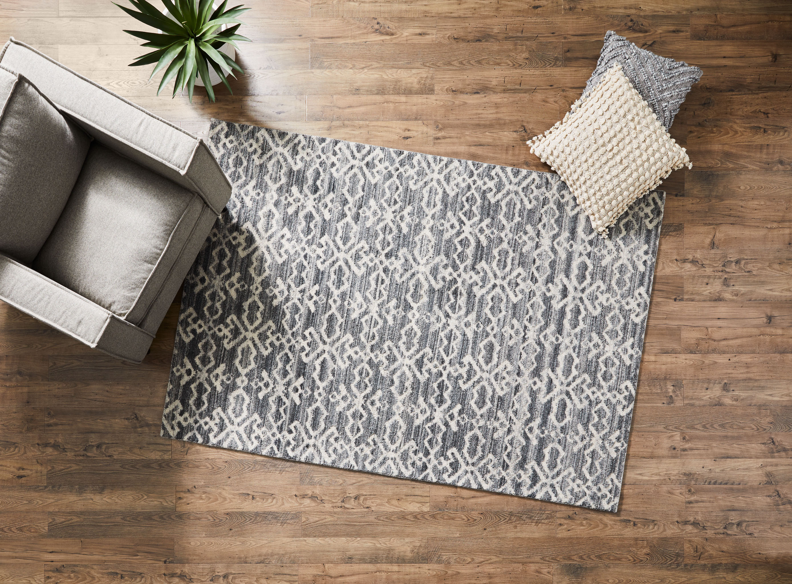 Better Homes & Gardens Gray Arcos Geo 5' x 7' Indoor Area Rug