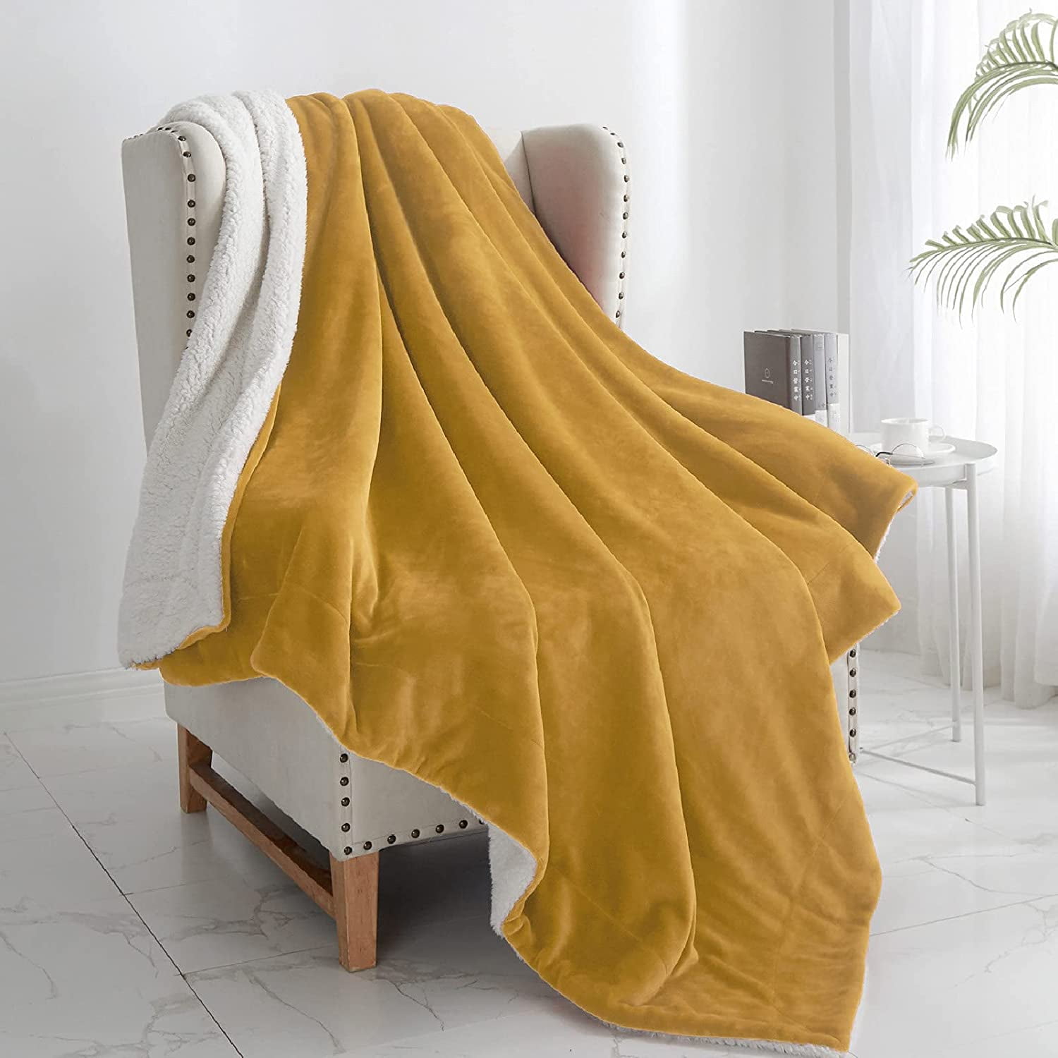 Bed Sofa Ultra Luxurious Warm and Cozy for All Seasons Walensee Sherpa Fleece Blanket Twin Size 60”x80” Honey Gold Plush Throw Fuzzy Super Soft Reversible Microfiber Flannel Blankets for Couch