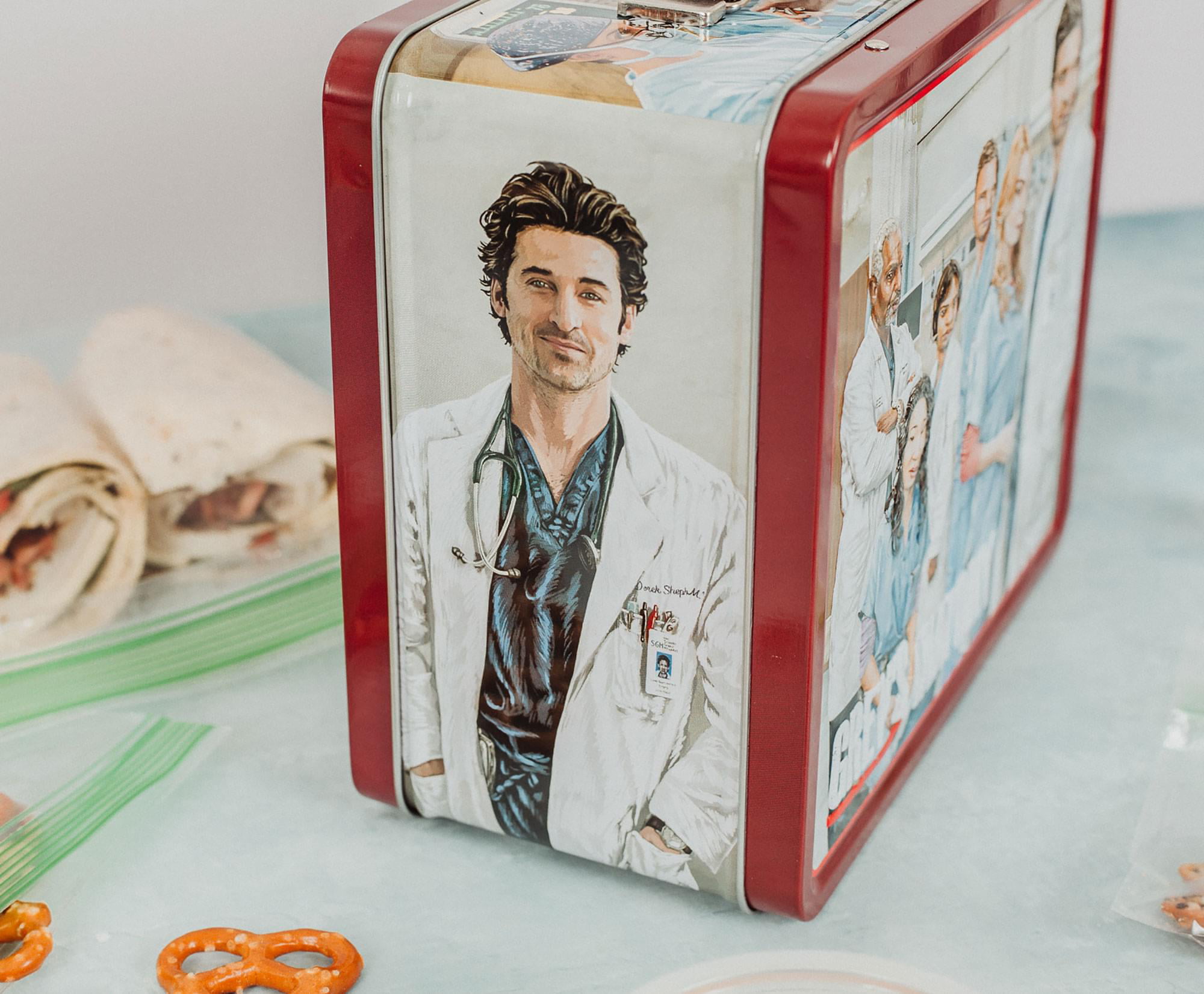 Grey's Anatomy Cast Metal Tin Lunch Box Tote