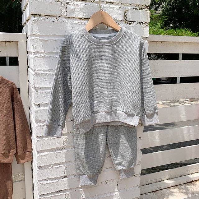 Cowsor Kids Lounge Set Long Sleeve Neck and Long Pants Two Piece Soft Sleepwear Outfits
