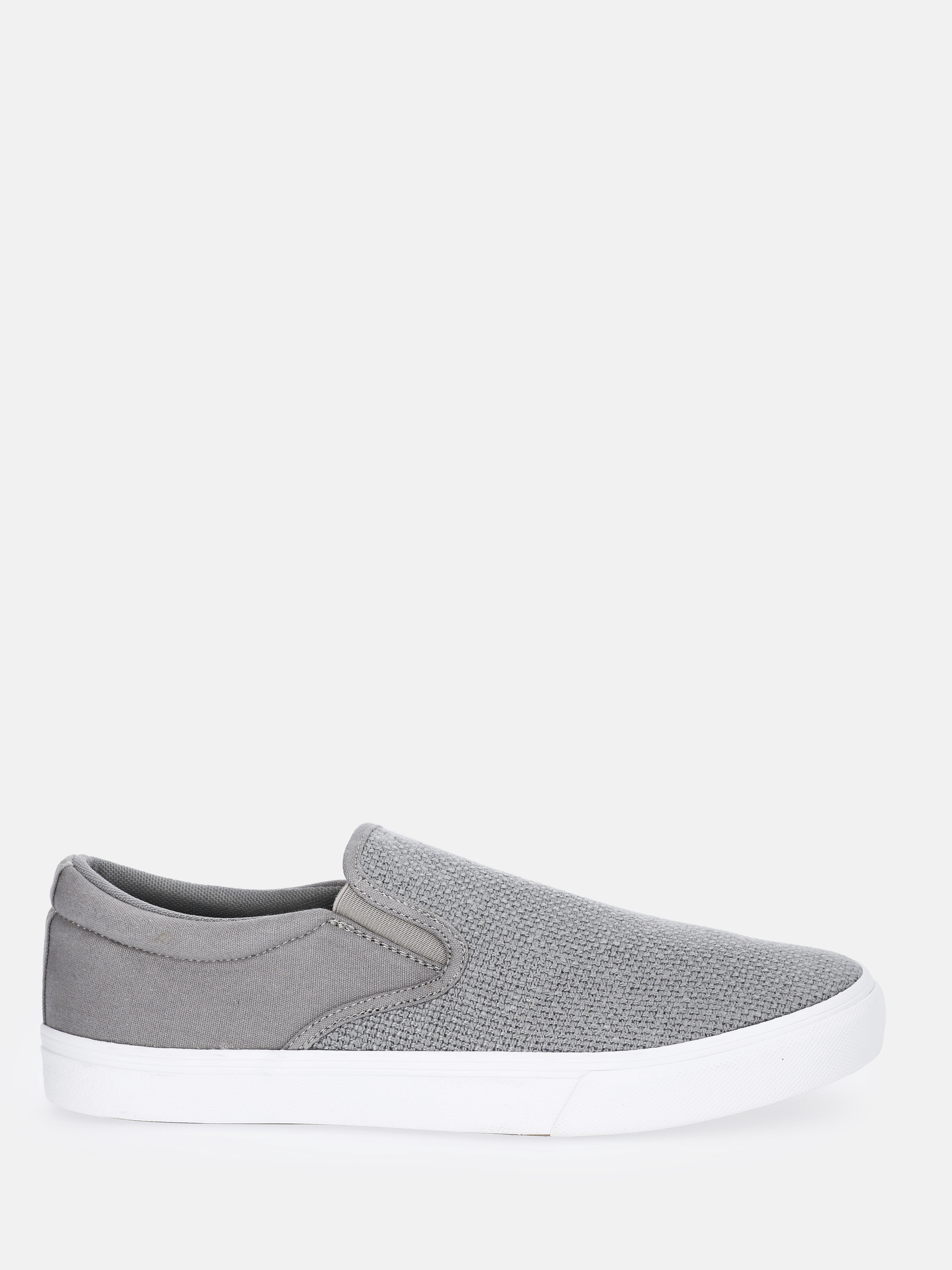 No Boundaries Men's Clinton Slip On Casual Sneakers