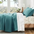 thumbnail image 4 of Exclusivo Mezcla King Size Quilt Bedding Set, Stripe Stitching Teal Quilts King Size for All Seasons, Soft Lightweight Microfiber Bedspreads Coverlets Bed Cover, 104"x96", 4 of 6