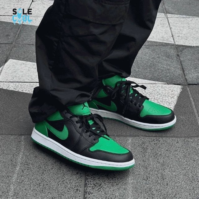 A i r-Jor-dan 1 AJ1 Low (GS) Black/Black-Lucky Green-White 553560-065 553558-065