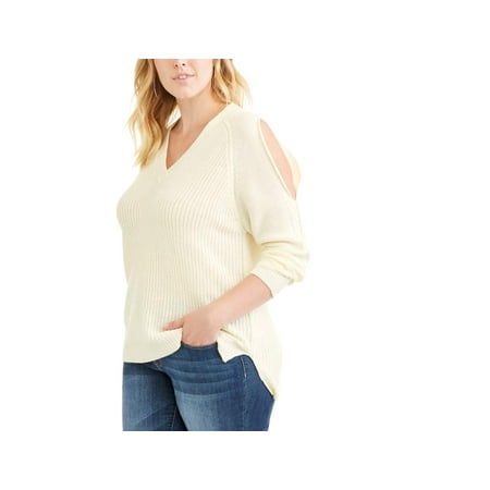 Juniors' Plus Cold Shoulder Cable Sweater