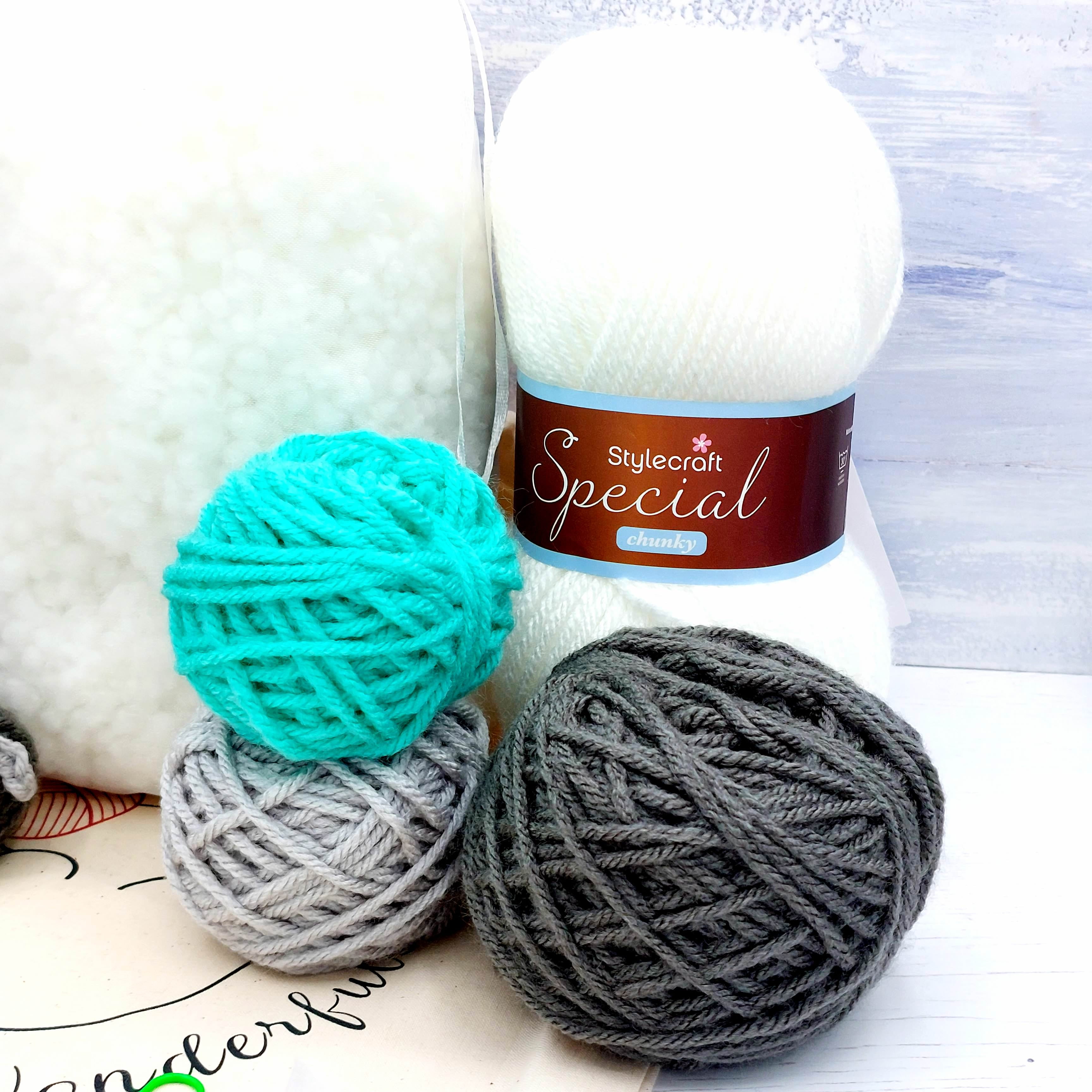 Horse Crochet Kit - Sundance and Storm the Ponies (Storm the Horse Kit)