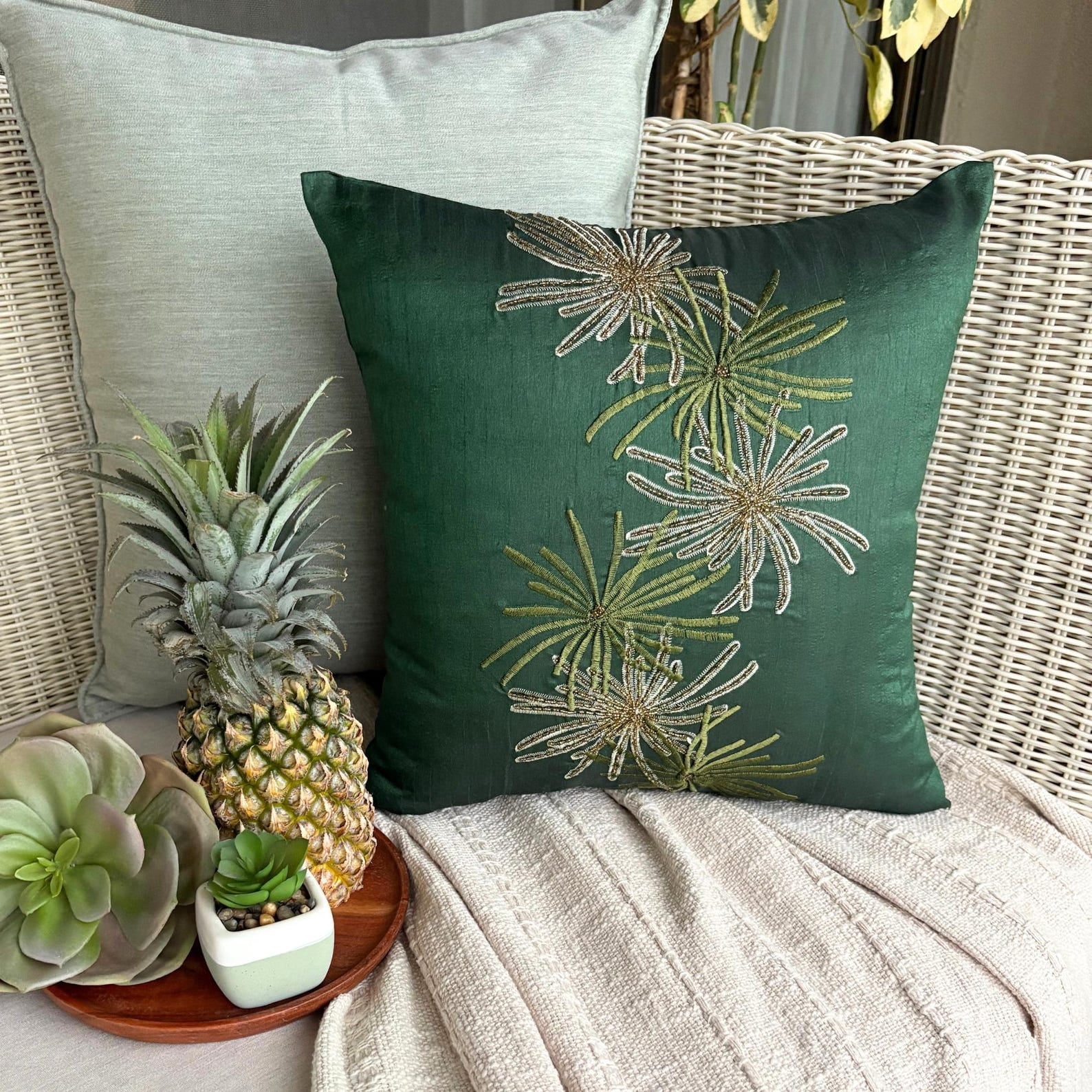 The HomeCentric Decorative Pillow Cover, Dark Green Throw Pillows Cover, Botanical Pillows Cover, Throw Pillow Covers Pack of 2, 18x18 inch (45x45 cm) Square Silk Pillowcase, Floral, - Green Foliage