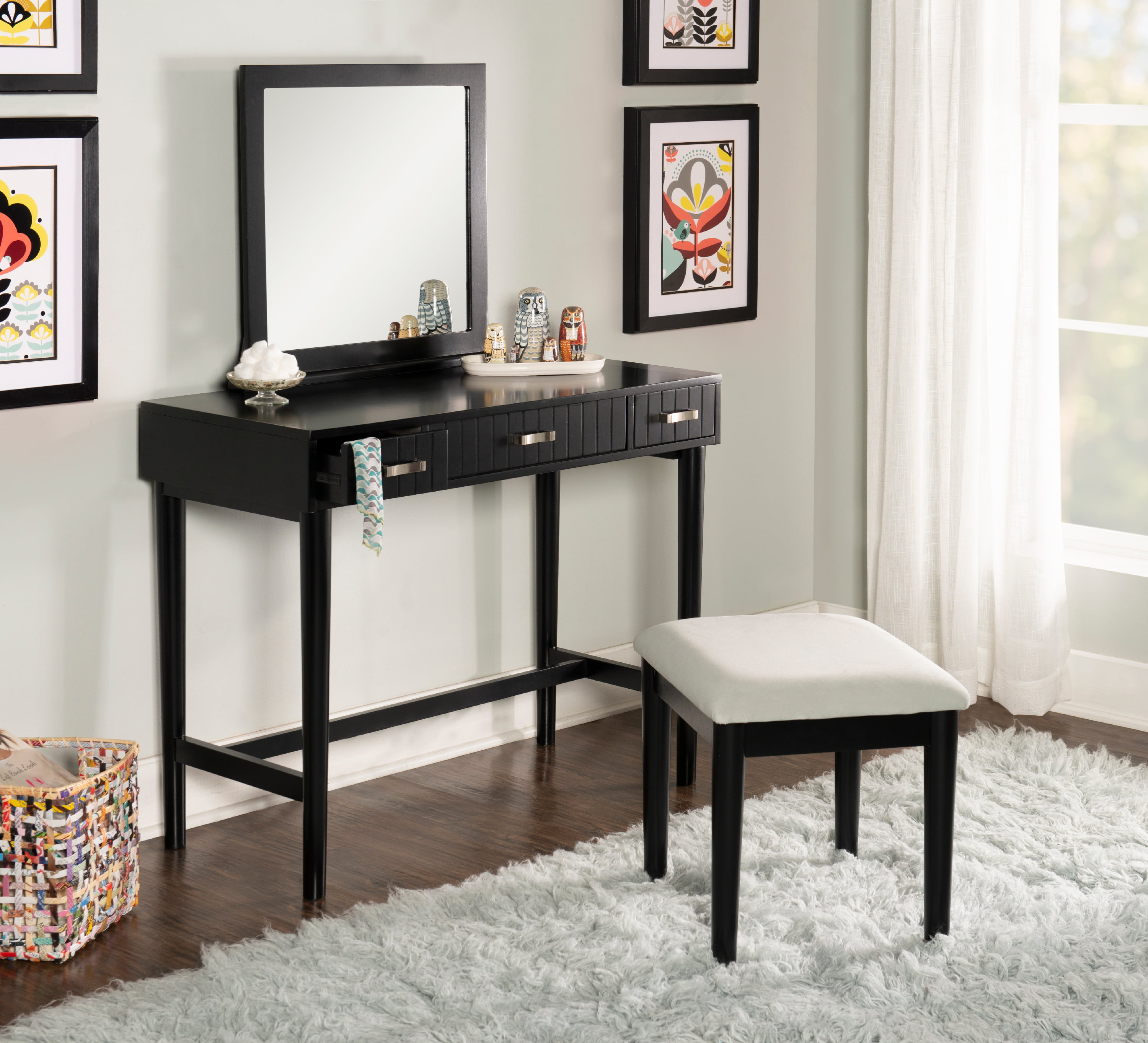 Details about   Milano Modern Contemporary Mirrored 2-Drawer Vanity Table with Stool Set 