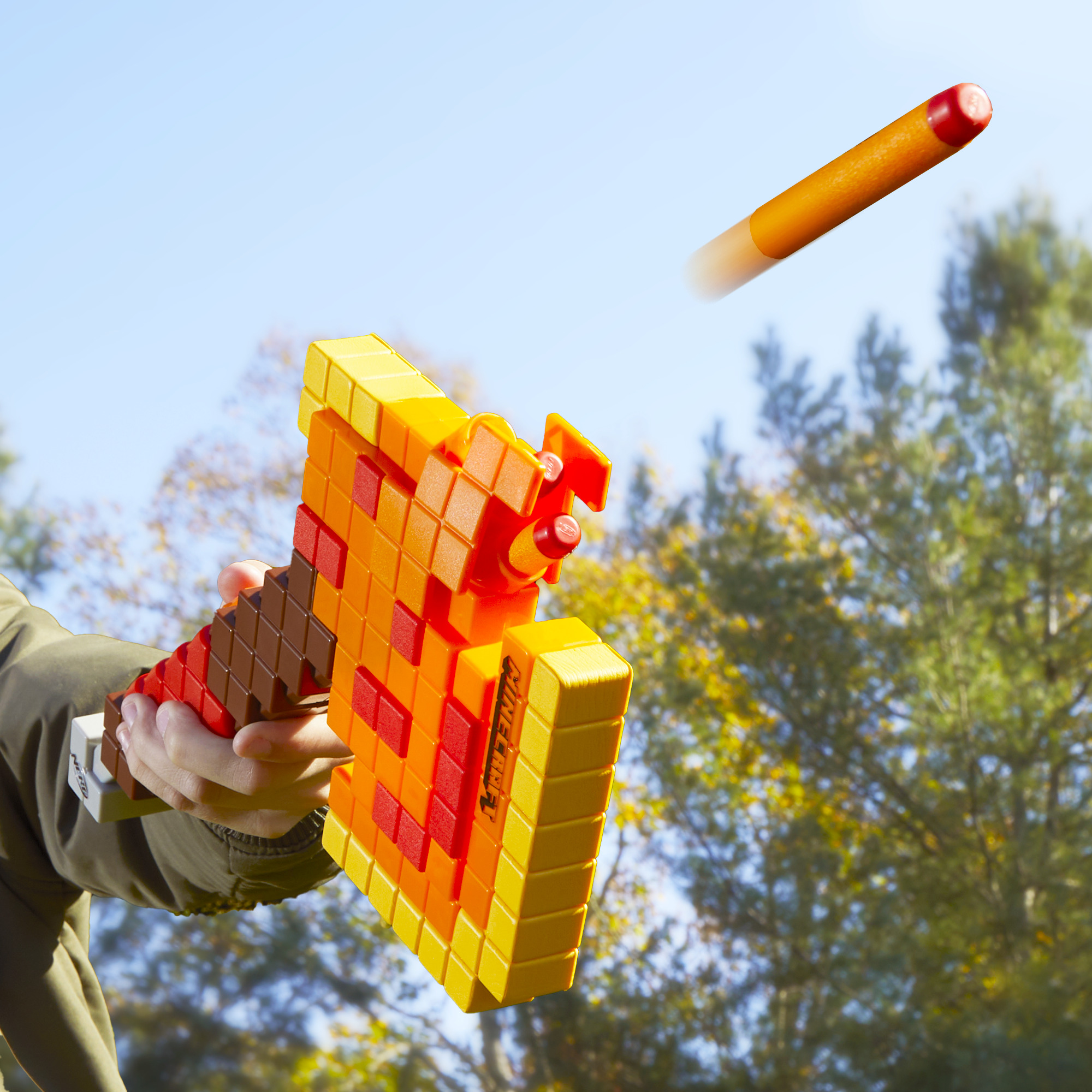 Nerf Minecraft Firebrand Dart-Blasting Axe photo 4
