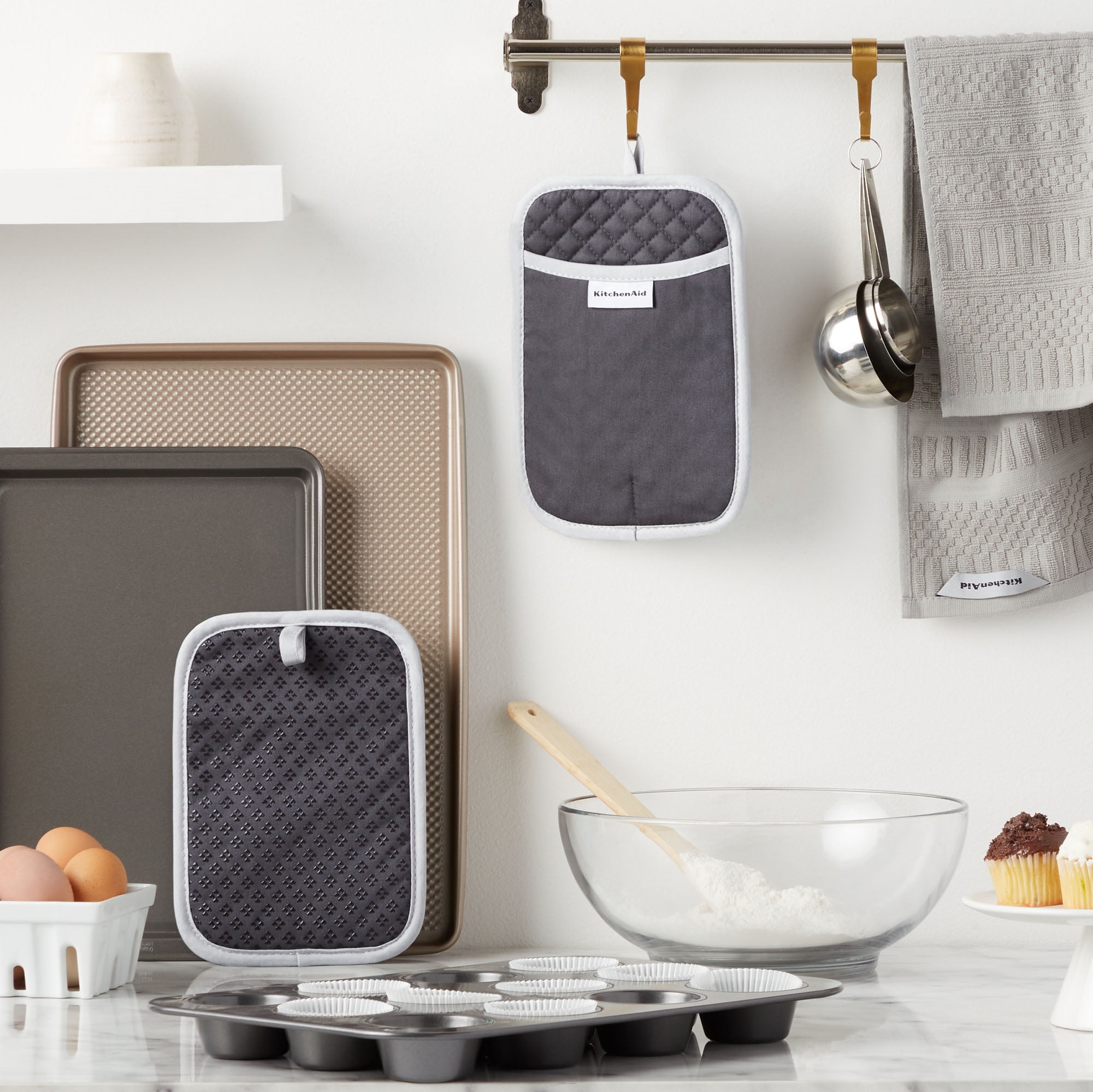 KitchenAid Asteroid Pot Holder 2-Pack Set, Charcoal Grey, 7" x 10"