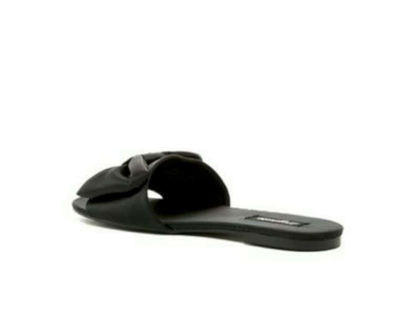 soho flip flops