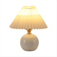 thumbnail image 1 of Lámpara de Noche Plisada Retro USB Mesa Lámpara de Escritorio para Dormitorio Niña Princesa Lámpara de Cama Deco Base de Cerámica Luz LED, 1 of 5