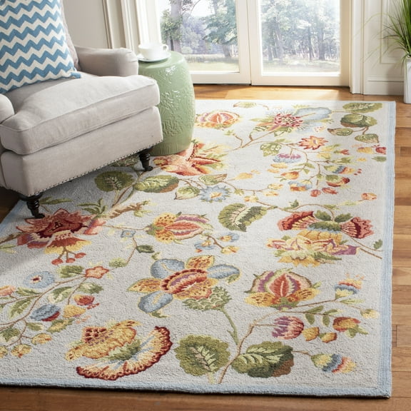 SAFAVIEH Chelsea Hayleigh Floral Wool Area Rug, Light Blue, 2'9" x 4'9"