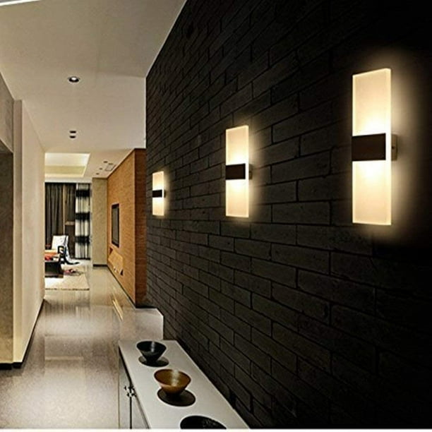 Lámpara de pared interior LED de 5W Lámpara de pared de aluminio acrílico moderna Luz de iluminación para dormitorio Pasillo de noche Sala de estar Oficina Restaurante Bar Cama Hotel Blanco cálido oso de fresa Electrónica