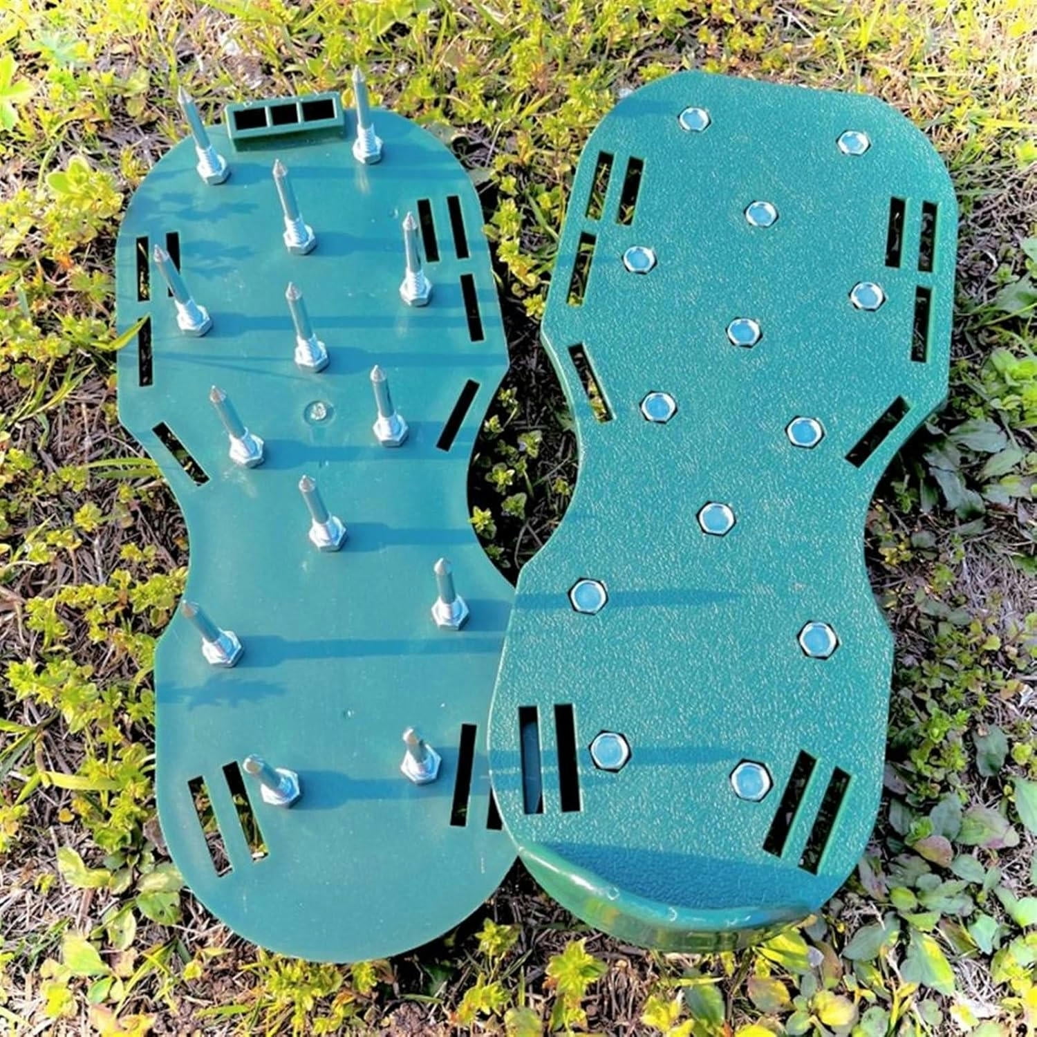 Lawn Aerator Garden Lawn Aerator Shoes Garden Scarifier Shoes Cultivator Scarification Nail Tool Lawn Aerator Spikes Shoes Tools(Black)