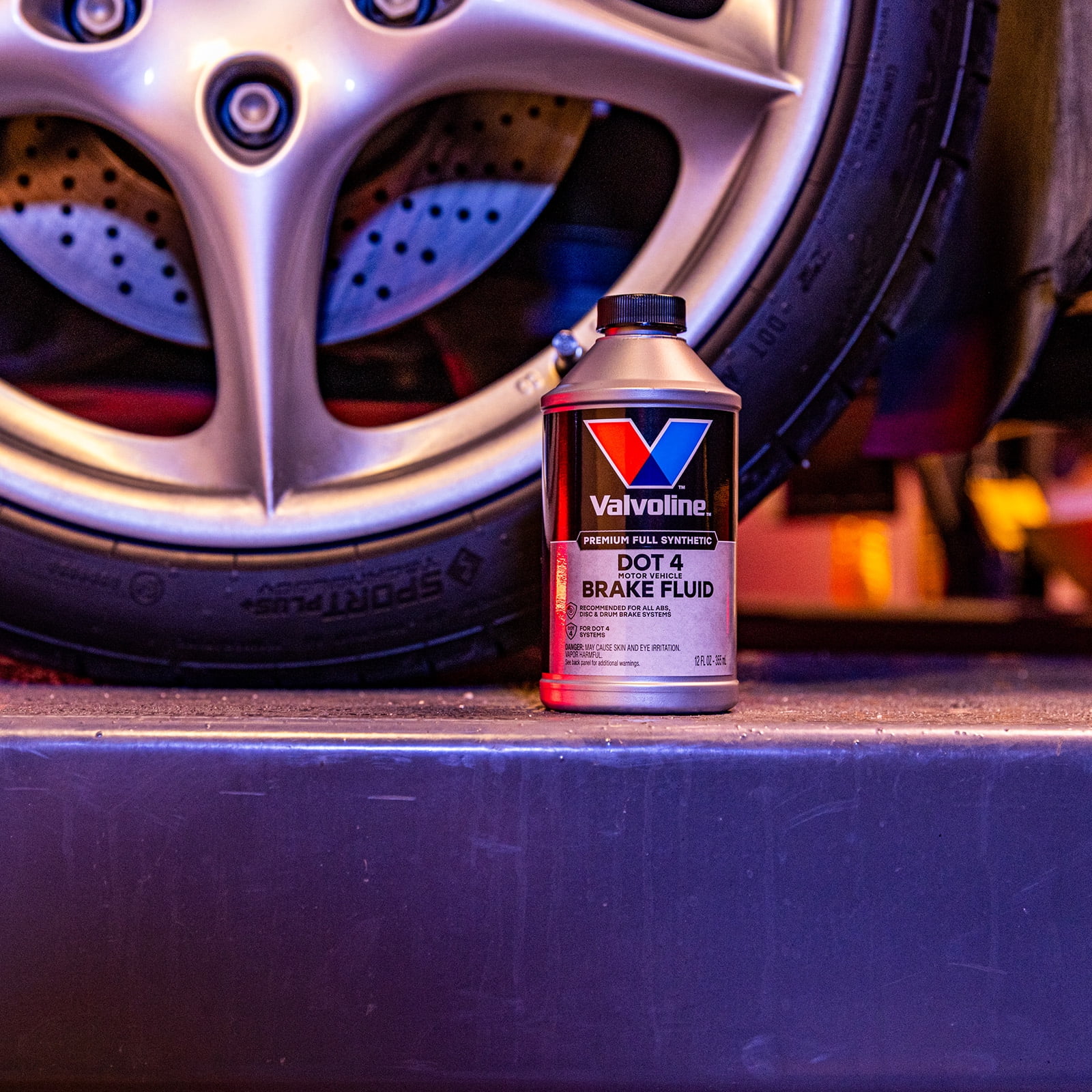Valvoline DOT 4 Synthetic Brake Fluid 12 Fl oz Highest Boiling Point