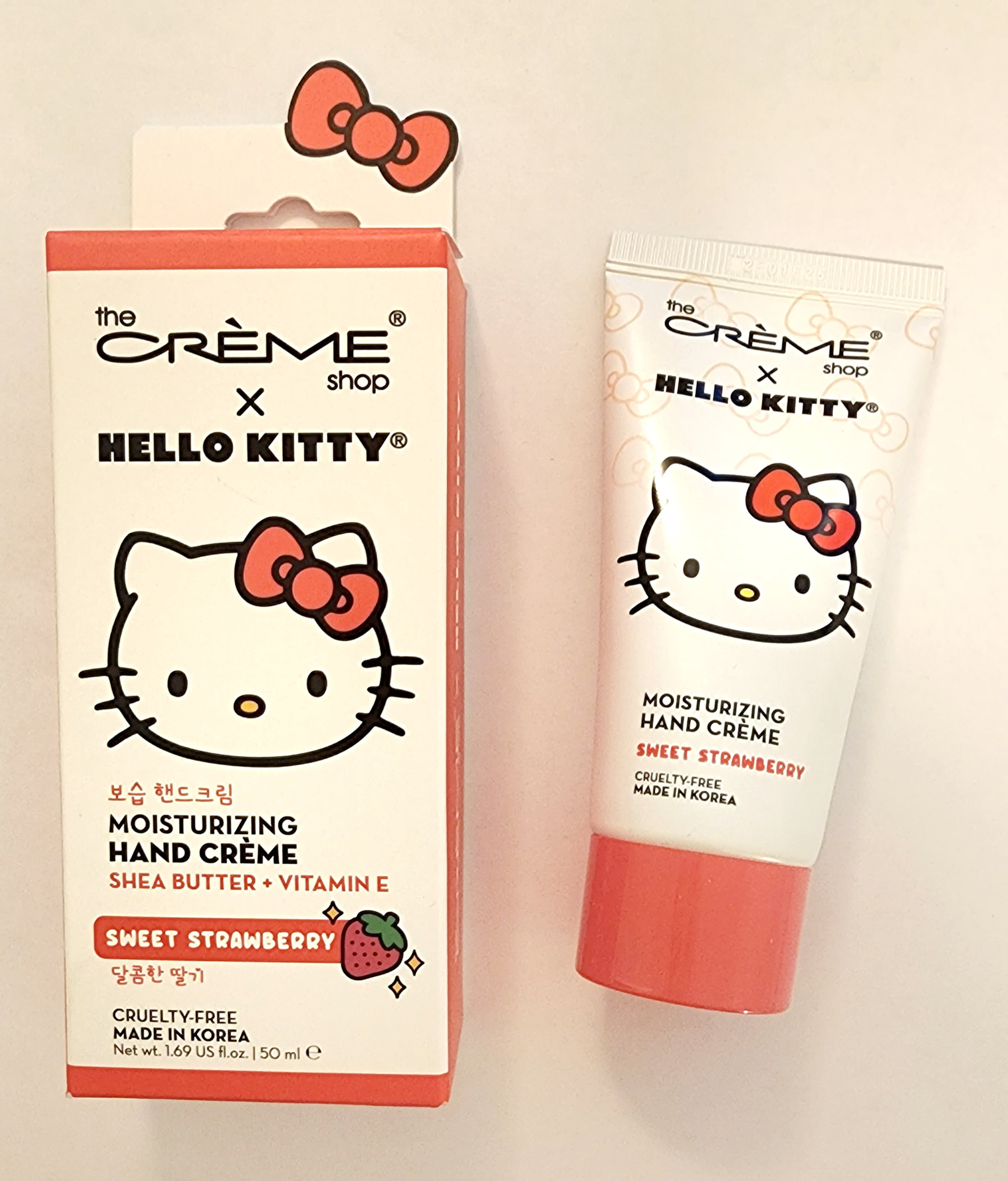 The Crème Shop x  HELLO KITTY Moisturizing Hand Creme - Sweet Strawberry