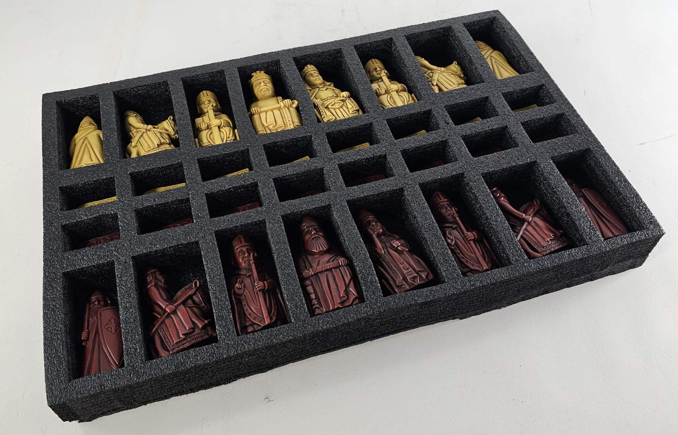 Large Isle of Lewis RED Chess Set 3 1/4" King with 18" Cherry Color Board
