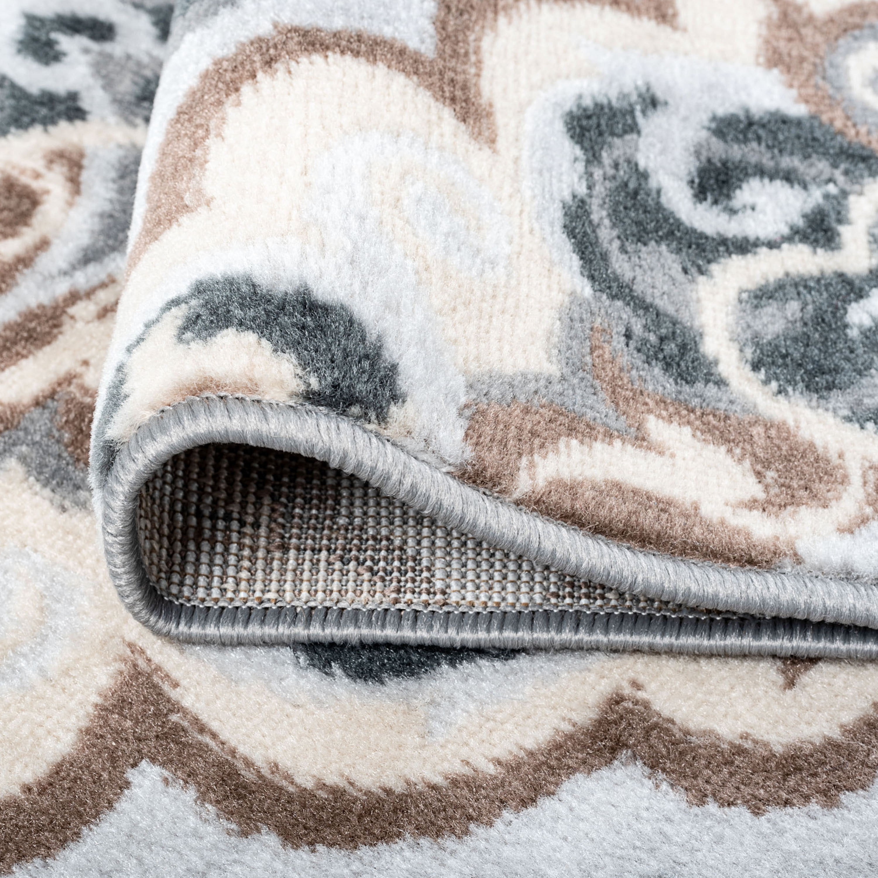 Madison Traditional 5' Round Gray Polypropylene Indoor Area Rug