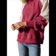 thumbnail image 2 of Suéter Informal de Larga con Cuello Alto y Mangas Farol en Contraste para Mujer. Albaricoque Tinto Vino XL, 2 of 9