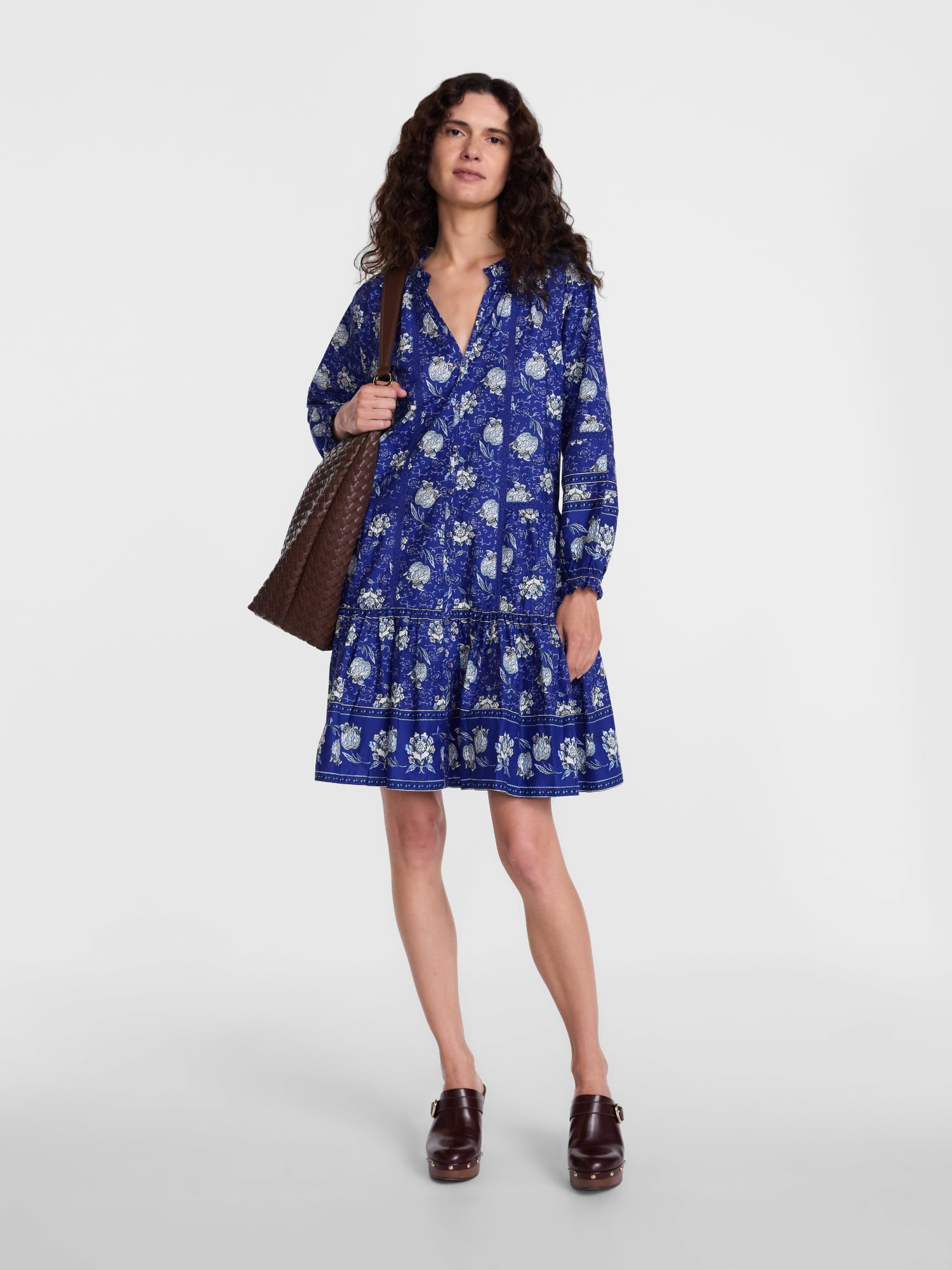 Scenario Women's and Women's Plus Tiered Hem Dress with Long Sleeves, Sizes XS-4X