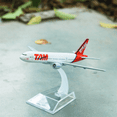 thumbnail image 2 of SUTENGDA Maquette d'Avion Brésil TAM 777 à l'Échelle 1 400 en Alliage pour Collection Souvenir Jouets, 2 of 6