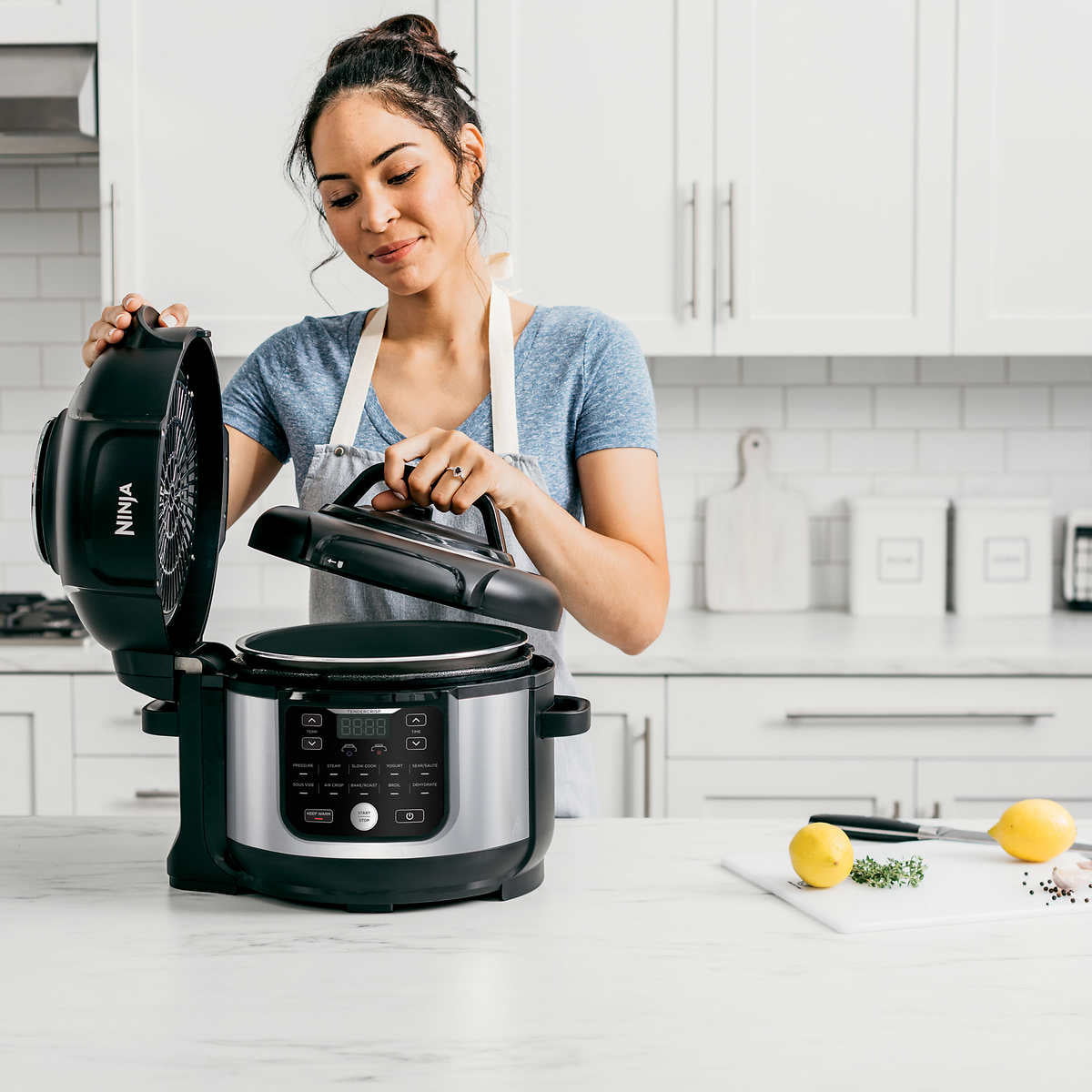 Ninja Foodi 6.5 Qt. Black Stainless Electric Pressure Cooker with Tender  Crisp Technology - Power Townsend Company