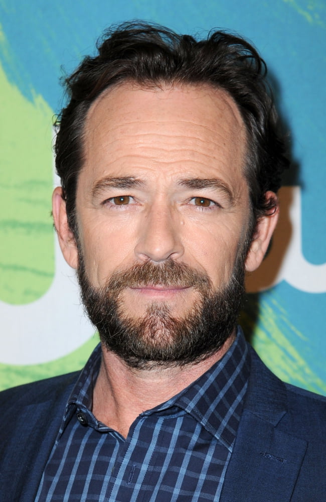 Luke Perry At Arrivals For The Cw Upfronts 2016 The London Hotel New ...