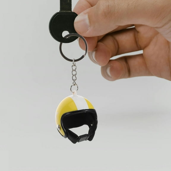 OUNONA 2pcs Star Helmet Keychain Unique Key Ring Creative Pendant Charms for Motorcycle Keychain Decoration Backpack Accessories