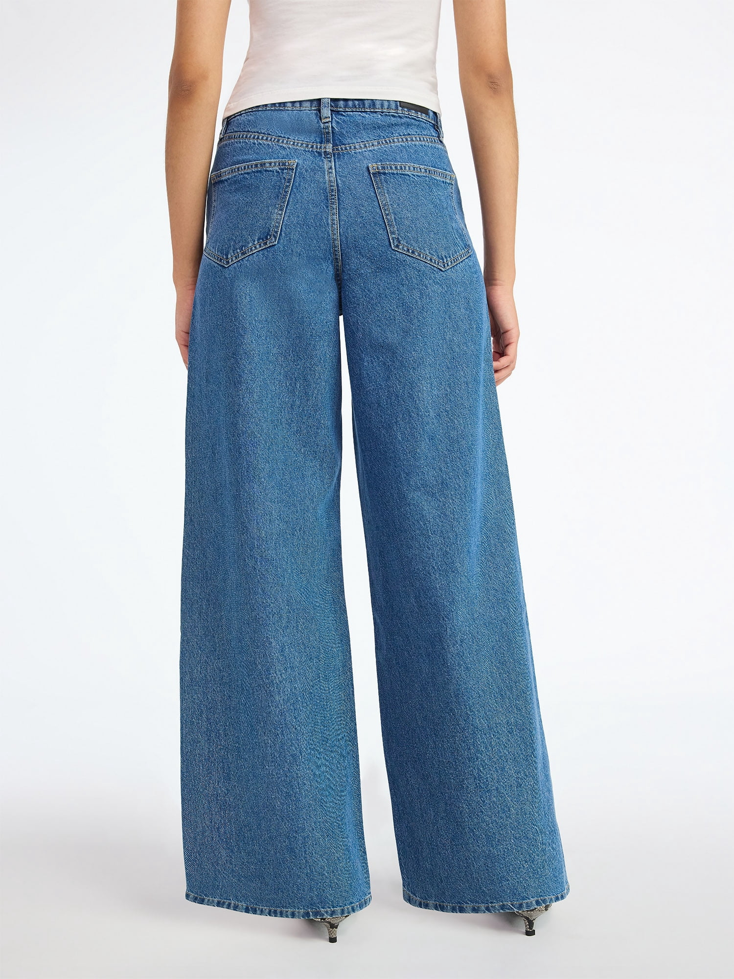 Scoop Women’s and Women’s Plus Rhinestone Embellished Wide Leg Jeans, Sizes 0-26W