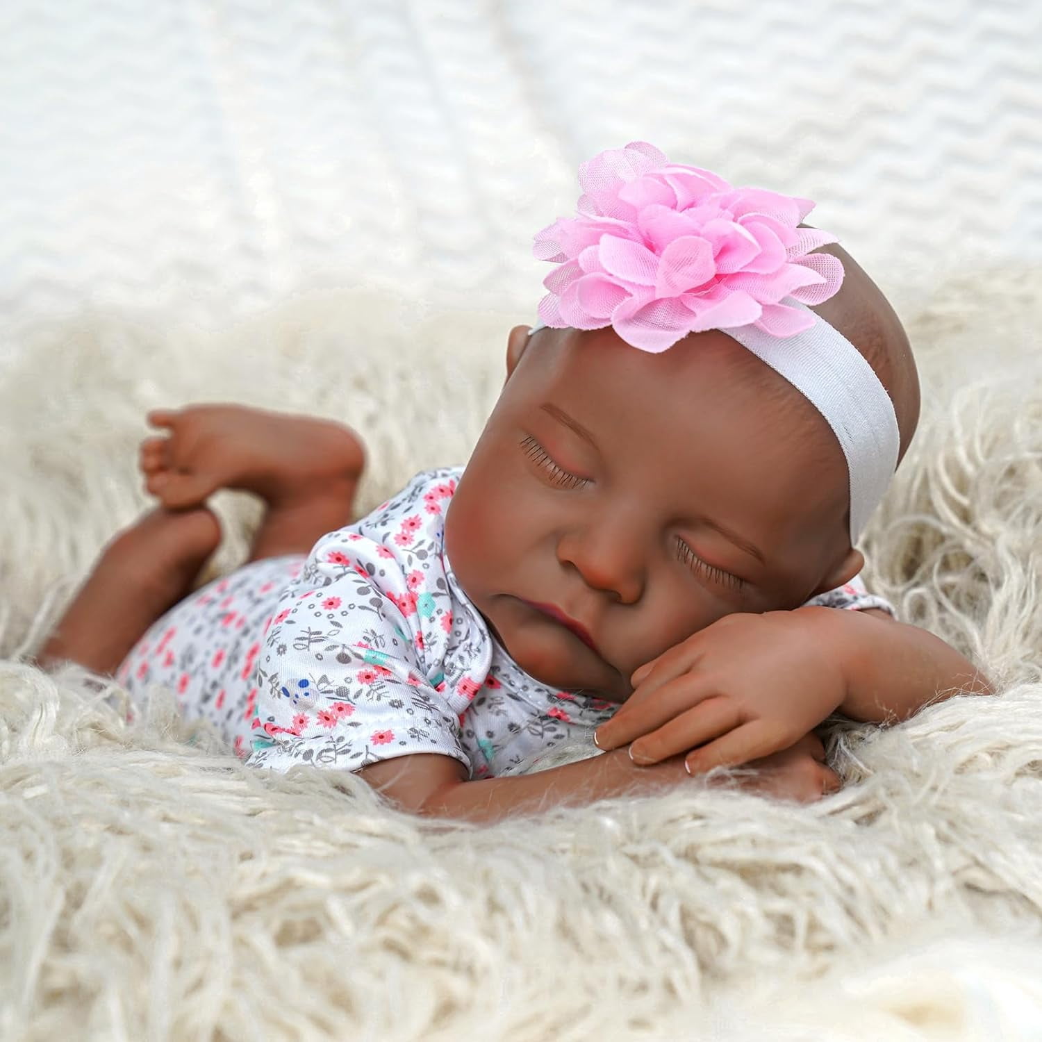 BABESIDE Lifelike Reborn Baby Dolls Black Girl, 20 Inch African American Baby Dolls Sleeping That Look Real with Soft Cloth Body