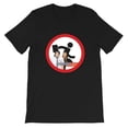 thumbnail image 1 of Chuck Bartowski Sarah Walker Ellie Woodcomb "Él es el secreto", regalo divertido para hombres, mujeres y niñas, camiseta unisex, 1 of 7