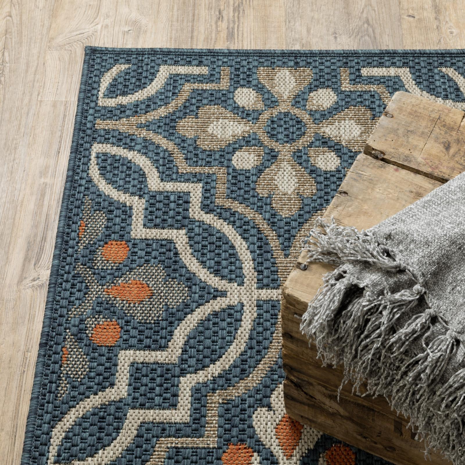 Avalon Home Lakeland Trellis Indoor/Outdoor Rug, 5'3" X 7'3", Grey/ Orange